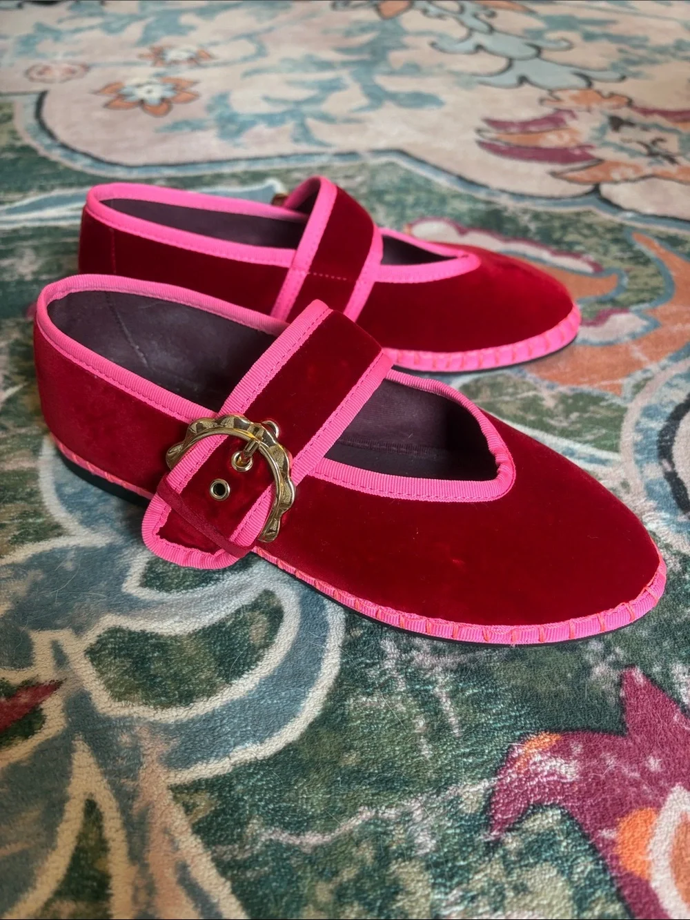 Flabelus velvet Mary Jane flat with big buckle size 38
